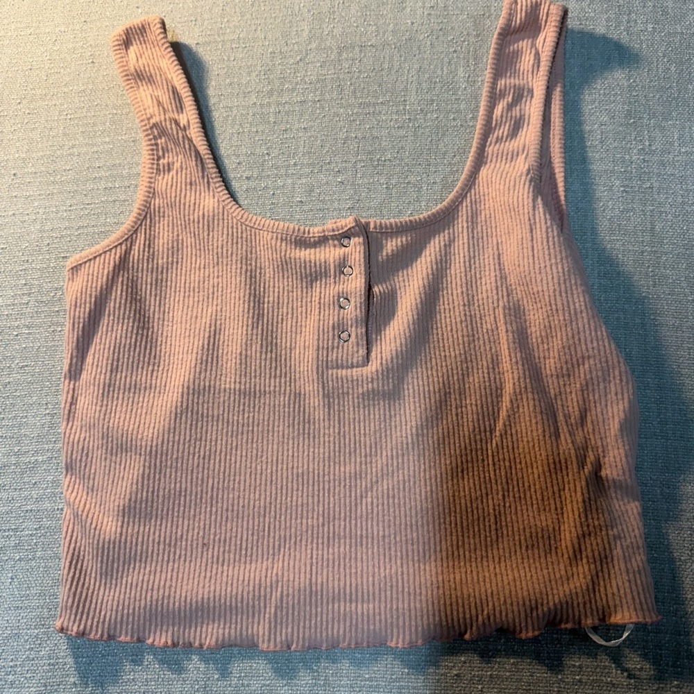 Love Tree Ribbed Button-Front Cropped Tank in Dusty Pink
